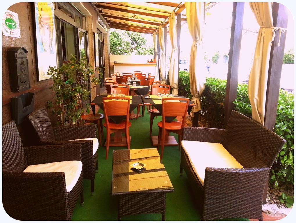 Hotel Aurora Marina di Cecina Buitenkant foto