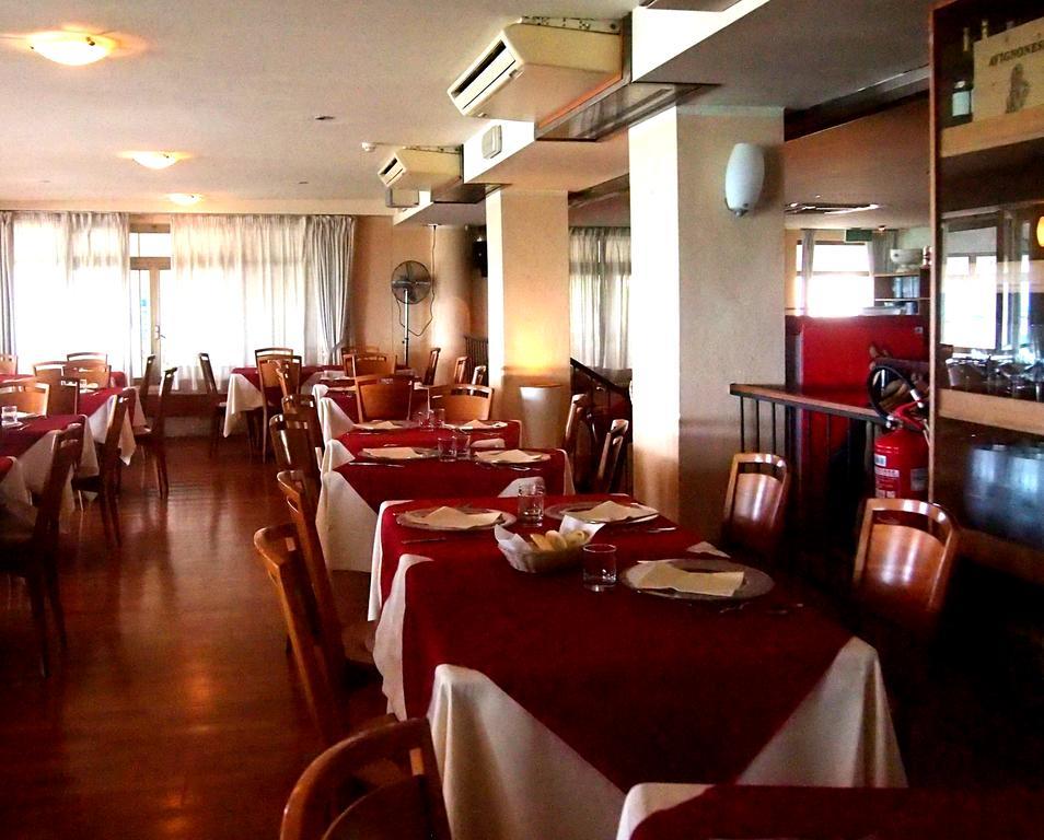 Hotel Aurora Marina di Cecina Buitenkant foto